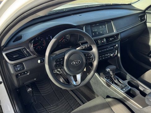 Used 2018 Kia Optima LX w/ Convenience Package image 14