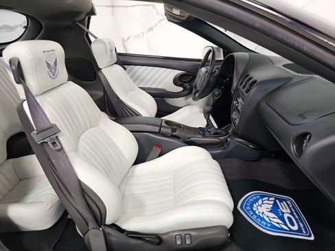 Used 1999 Pontiac Firebird Formula image 4