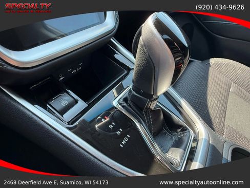 Used 2022 Subaru Outback Premium image 27