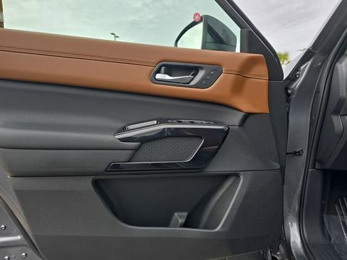 New 2026 Nissan Pathfinder Platinum w/ Cargo Package FWD image 13