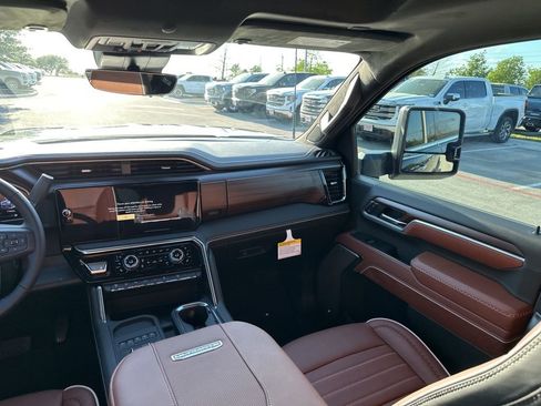 New 2026 GMC Sierra 2500 Denali Ultimate image 24