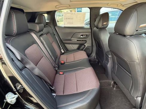 New 2025 Nissan Kicks SR w/ SR Premium Package image 13