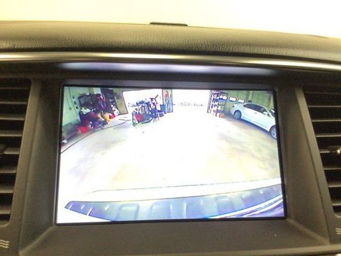 Used 2020 Nissan Armada SV RWD image 18