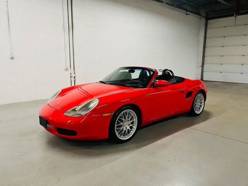 Used 1999 Porsche Boxster image 2