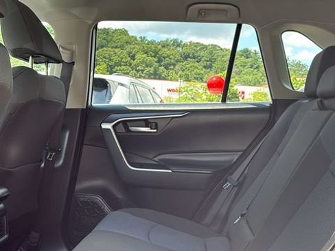 Certified 2025 Toyota RAV4 XLE AWD/4WD image 21