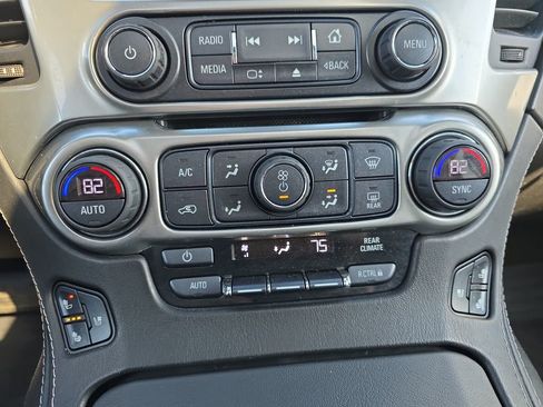 Used 2017 Chevrolet Suburban Premier image 24