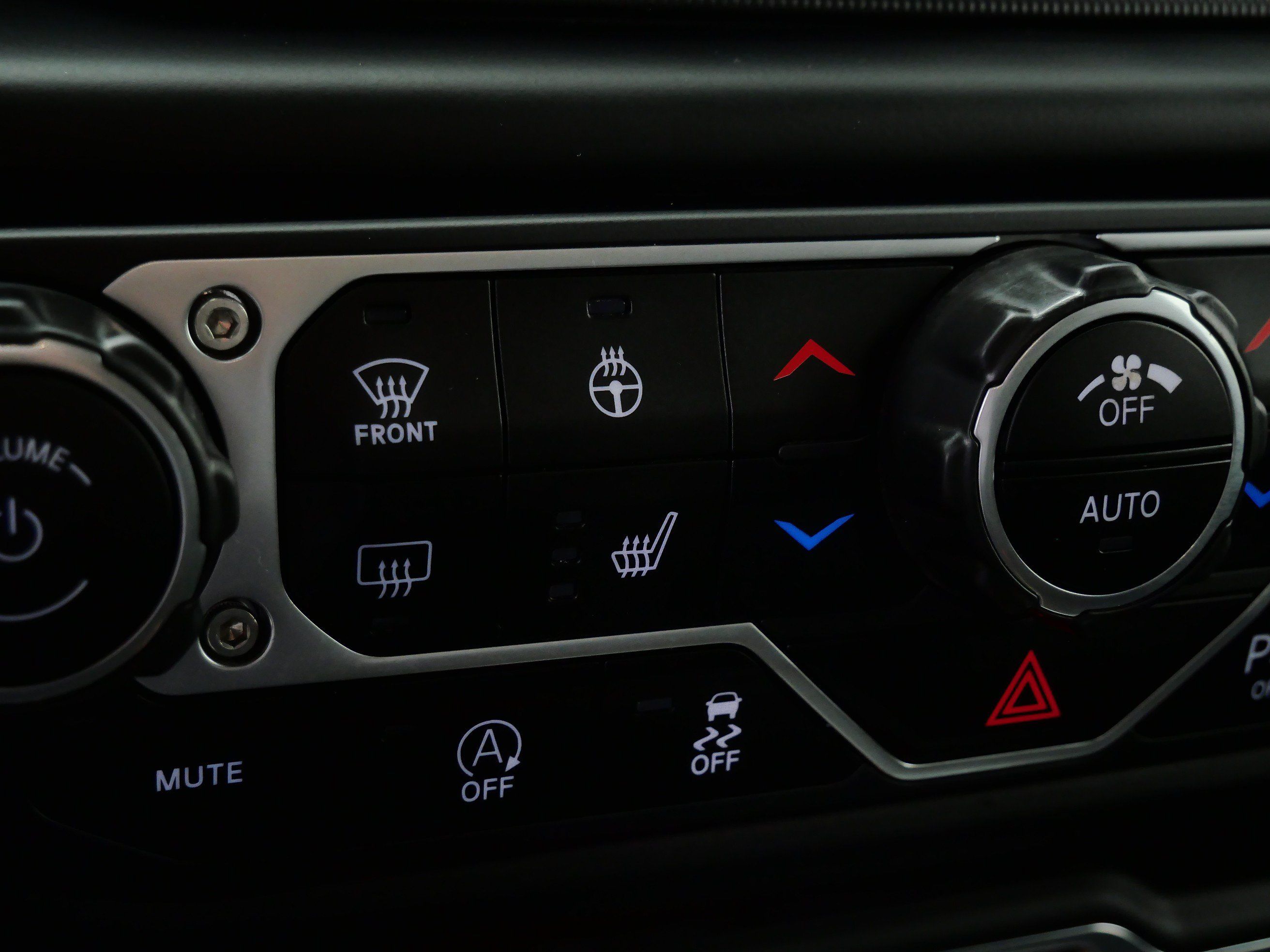 Used 2021 Jeep Gladiator Mojave AWD/4WD image 23