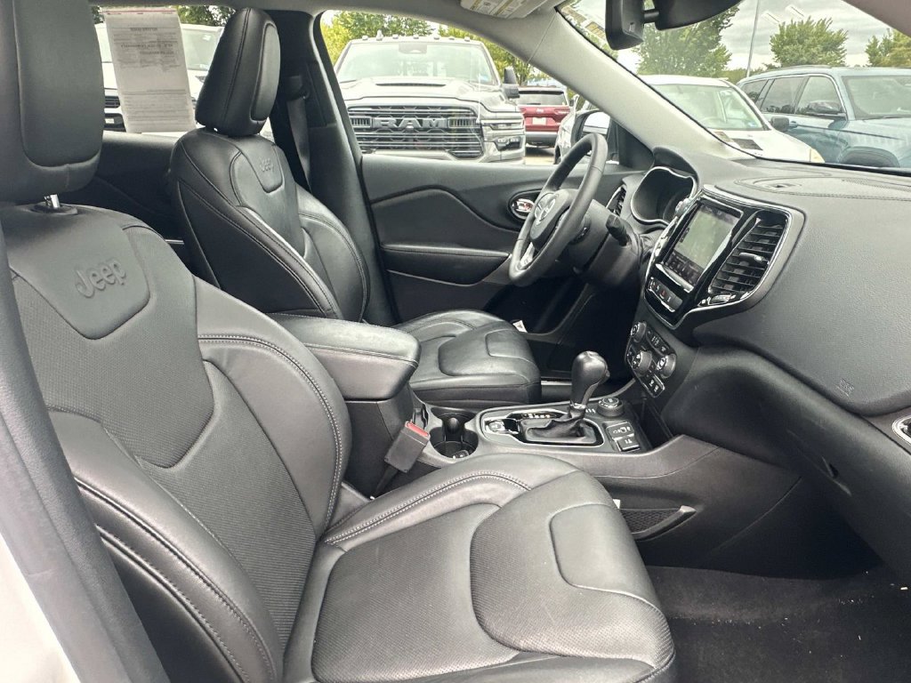 Used 2021 Jeep Cherokee Limited w/ Elite Package AWD/4WD image 13