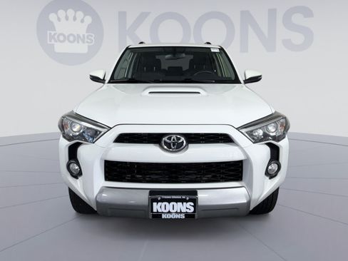 Used 2019 Toyota 4Runner TRD Off-Road Premium AWD/4WD image 11