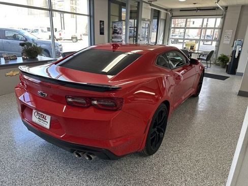 Used 2023 Chevrolet Camaro LT image 8
