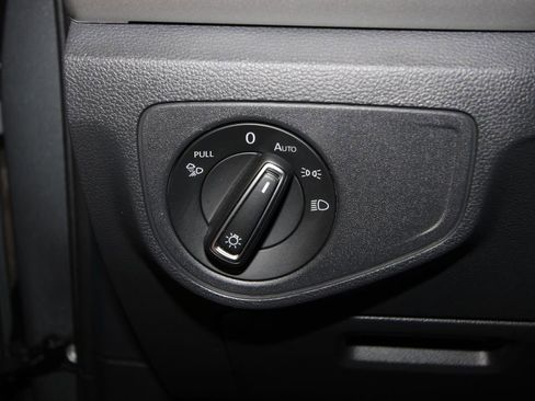 Used 2022 Volkswagen Atlas SE AWD/4WD image 9