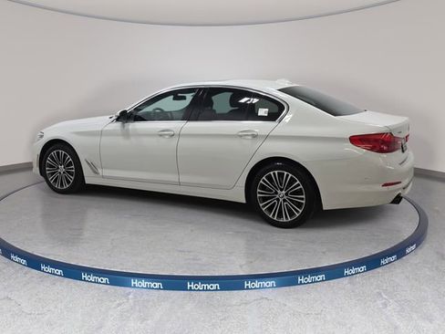 Used 2018 BMW 530i xDrive AWD/4WD image 9