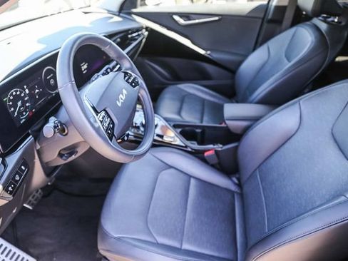 Used 2023 Kia Niro Wave FWD image 20