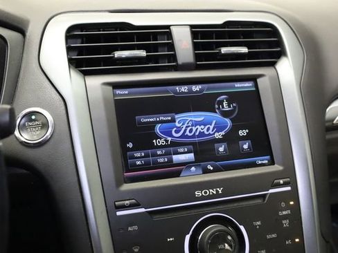 Used 2015 Ford Fusion Titanium FWD image 17