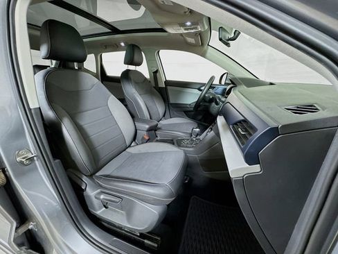 Used 2022 Volkswagen Taos SE image 27