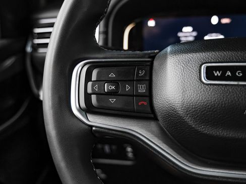 Used 2022 Jeep Wagoneer Series I image 19