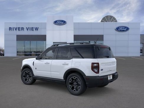 New 2025 Ford Bronco Sport Outer Banks image 4
