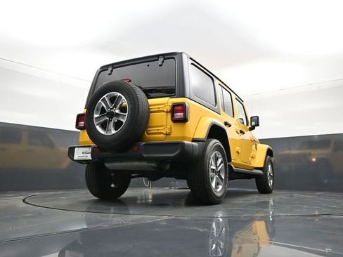 Used 2021 Jeep Wrangler Unlimited Sahara AWD/4WD image 33