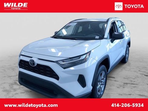 Certified 2025 Toyota RAV4 LE AWD/4WD image 1