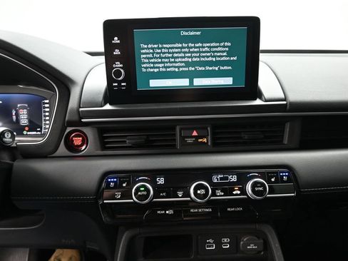 Used 2023 Honda Pilot Elite image 16