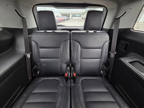 Used 2021 GMC Acadia SLE w/ Driver Convenience Package image 25