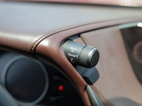 Used 2021 Lexus ES 350 w/ Premium Package FWD image 57