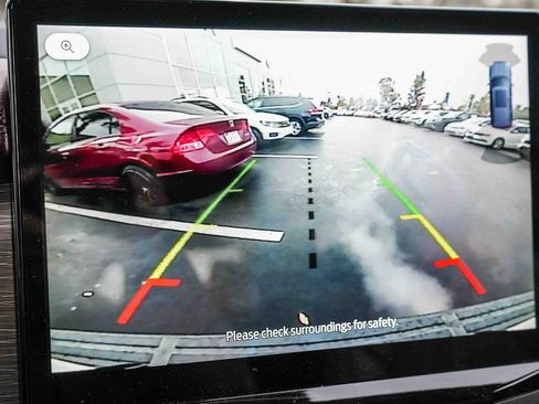 Used 2023 Ford Expedition Limited image 24