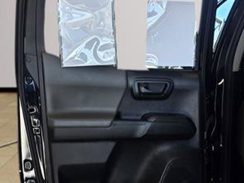 Used 2021 Toyota Tacoma SR image 22