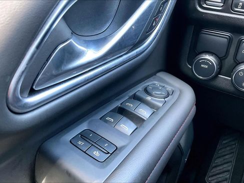 Used 2024 Chevrolet Suburban RST RWD image 35