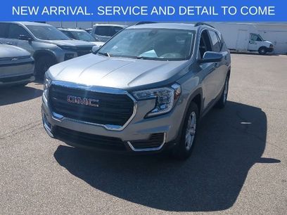 Used 2023 GMC Terrain SLE w/ Driver Convenience Package