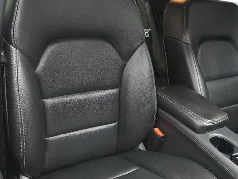 Used 2019 Mercedes-Benz GLA 250 4MATIC image 9
