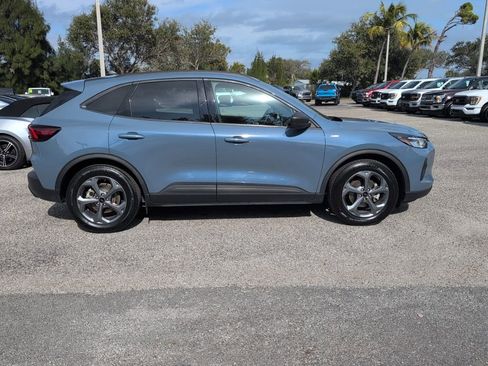 Certified 2025 Ford Escape ST-Line image 2