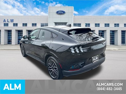 Used 2025 Ford Mustang Mach-E Premium image 8