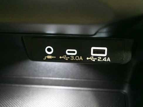 Certified 2025 Subaru Crosstrek 2.0i Premium AWD/4WD image 29