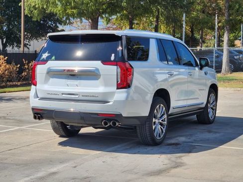 Used 2022 GMC Yukon Denali w/ Denali Premium Package AWD/4WD image 5