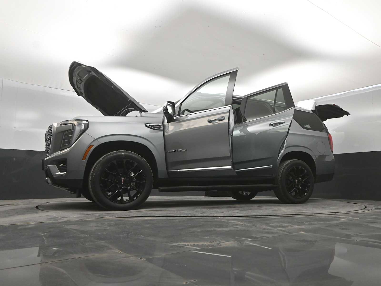 New 2026 GMC Yukon Denali w/ Sun & Power Step Package AWD/4WD image 46
