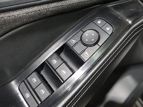 Used 2023 Nissan Rogue SV image 14