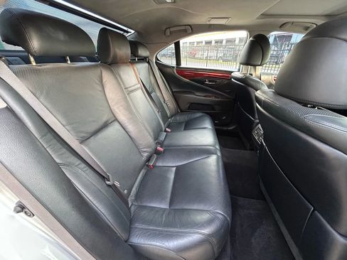 Used 2012 Lexus LS 460 LS 460 Sedan 4D image 16