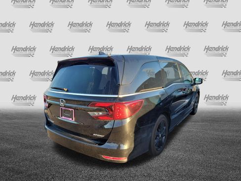 Used 2023 Honda Odyssey Sport image 10