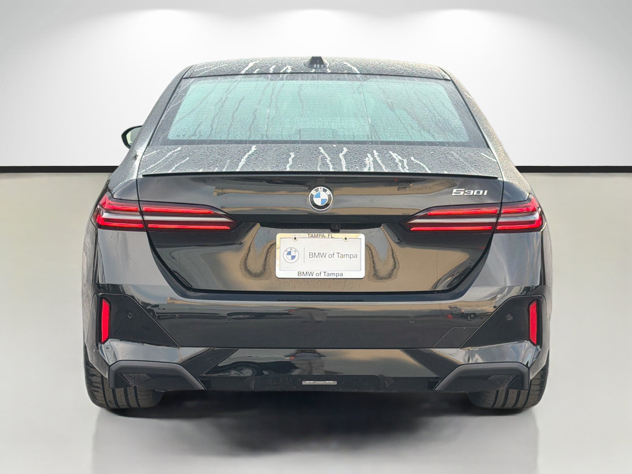 New 2027 BMW 530i w/ M Sport Package RWD image 4