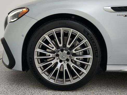 Used 2025 Mercedes-Benz E 53 AMG e 4MATIC Sedan image 32