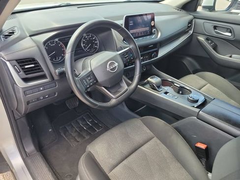 Used 2025 Nissan Rogue SV AWD/4WD image 20