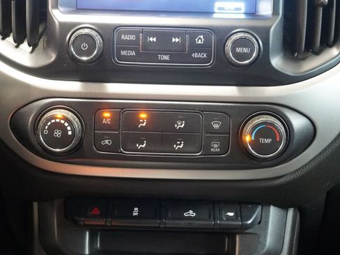 Used 2018 Chevrolet Colorado LT w/ LT Convenience Package AWD/4WD image 20