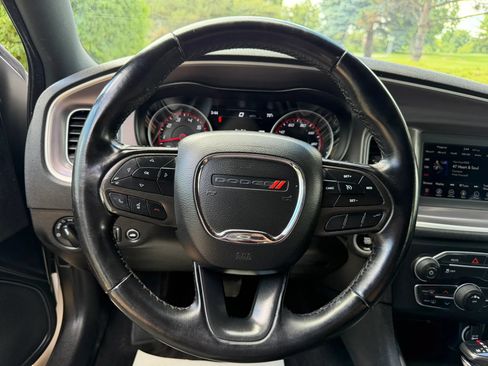 Used 2022 Dodge Charger SXT RWD image 27