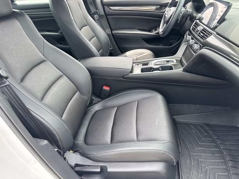 Used 2022 Honda Accord Sport image 11
