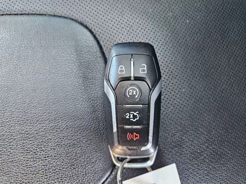 Used 2016 Ford Edge Titanium w/ Equipment Group 301A image 29