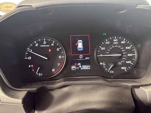 Used 2024 Subaru Crosstrek 2.0i AWD/4WD image 17