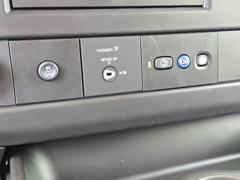 New 2025 Chevrolet Express 2500 w/ Driver Convenience Package image 22