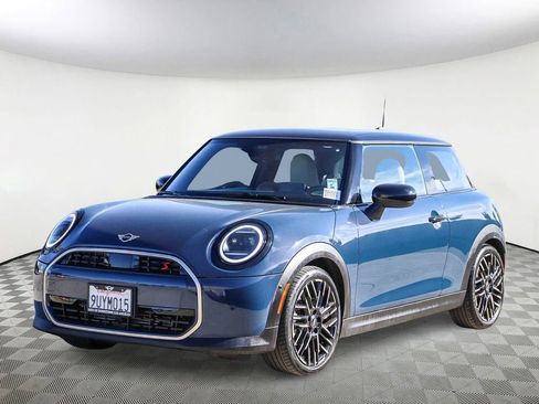 Used 2025 MINI Cooper S image 4