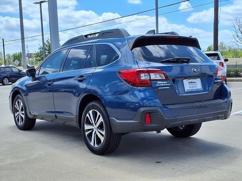 Used 2019 Subaru Outback 2.5i Limited AWD/4WD image 2